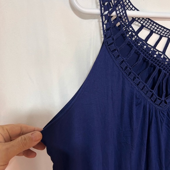 Elegant sleeveless Top - royal blue- lace neckline xxl- - new or like new - Picture 2 of 10